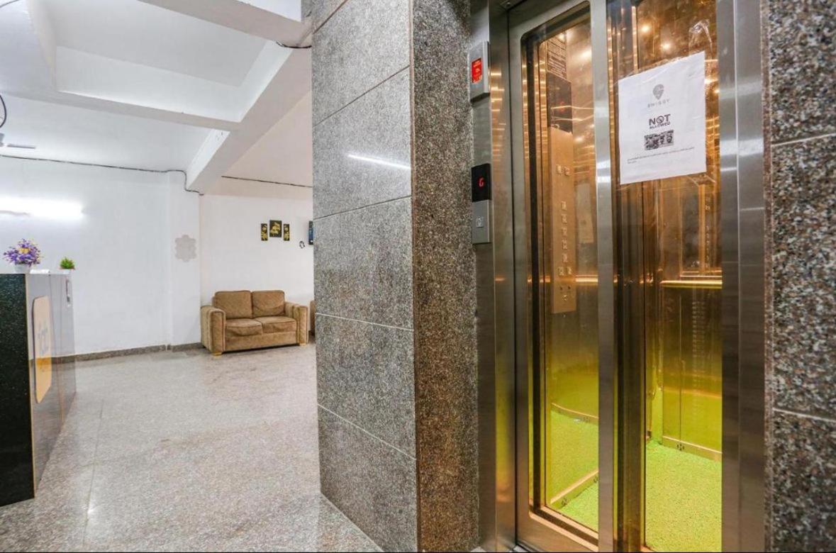 Hotel Aiims Ню Делхи Екстериор снимка
